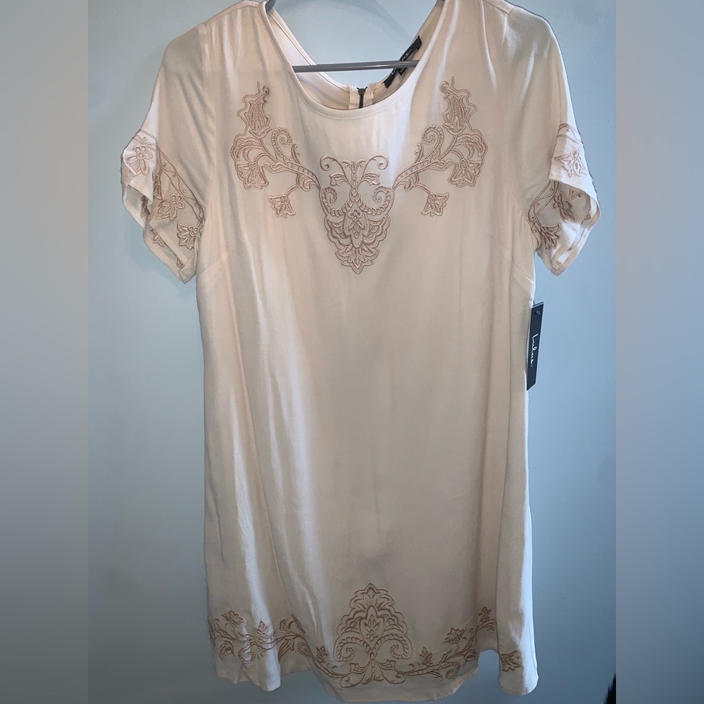 Large Lulus white sun dress